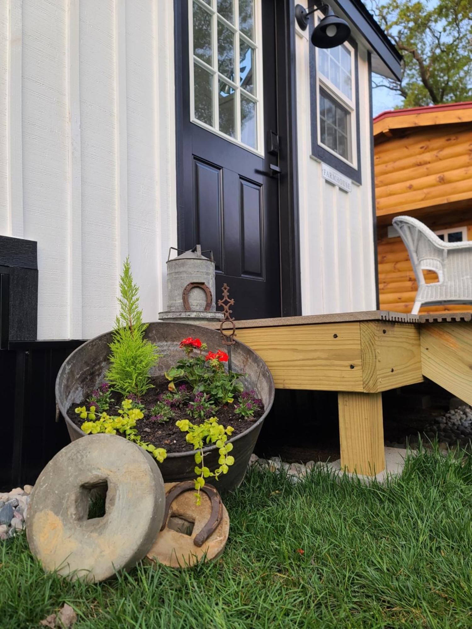 Tiny Digs Lakeshore - Tiny House Lodging Hotel Muskegon Exterior foto